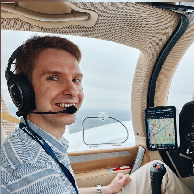 Fabian Majorcsik, Berufspilot und unabhängiger Privatjet Broker